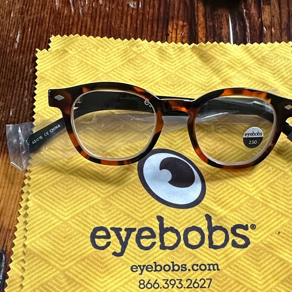 Eyebobs Tortoise Shell Glasses 2.5 readers